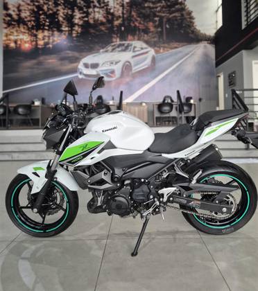 KAWASAKI Z400 